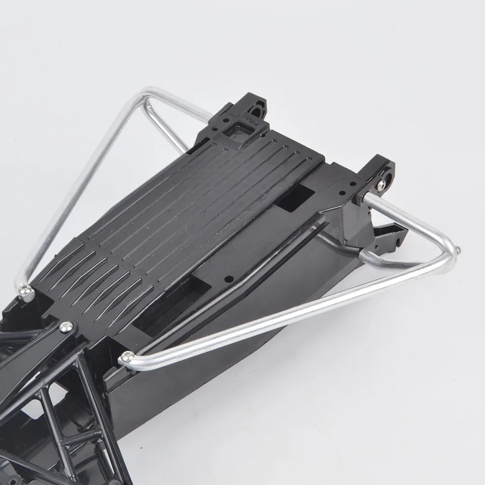 Vue détaillée du pare-chocs latéral en alliage d'aluminium pour voiture RC Buggy 1/10, pièce Tamiya