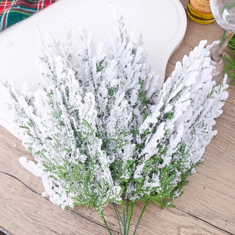Branches de pin artificielles en flocons de neige, fausses plantes vertes de Noël, feuilles de pin, guirlande DIY, décorations d'arbre de Noël, décoration de fête du Nouvel An_voghion.com