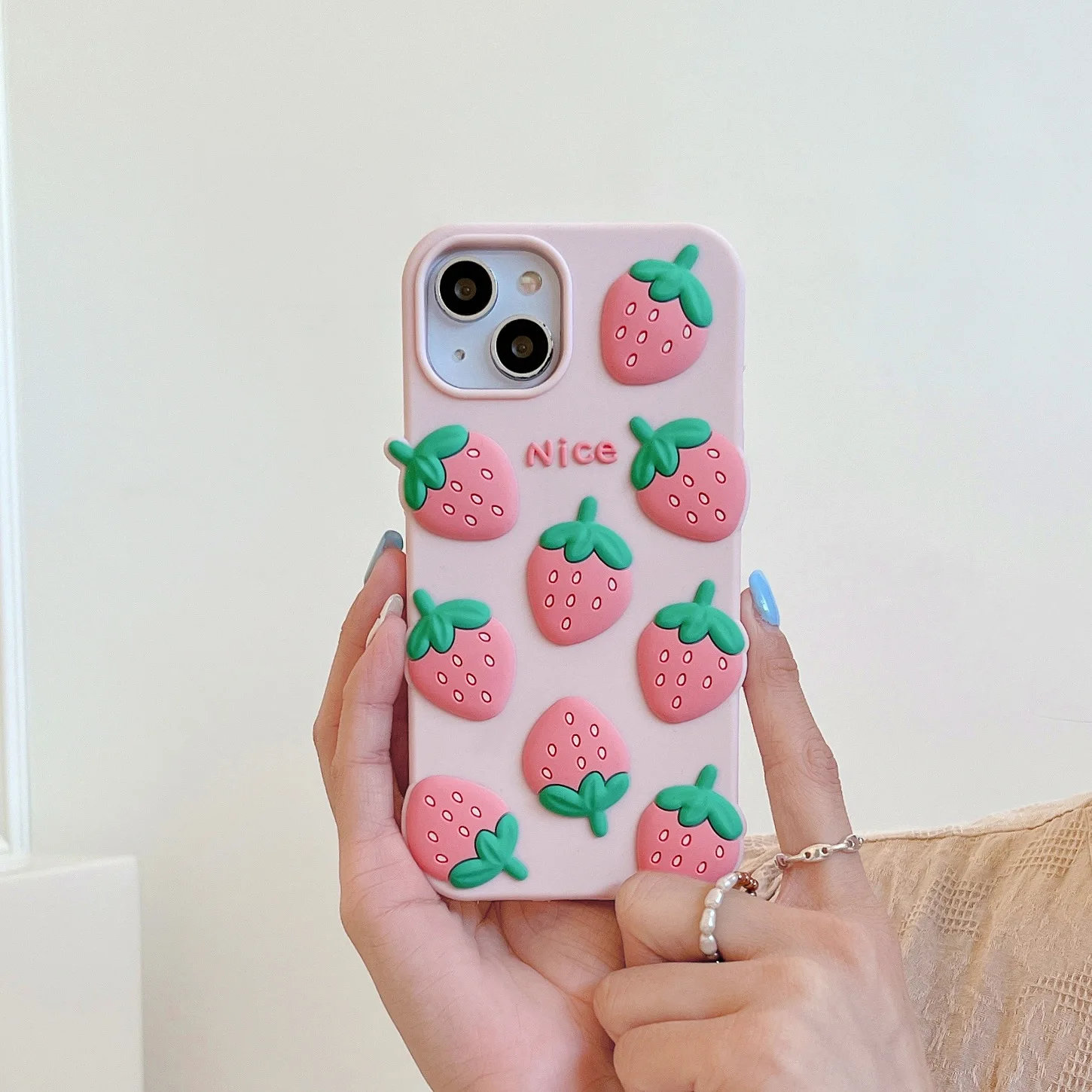 

Three dimensional nice multiple strawberries Phone Case For iphone 14 13 12 11 Pro Max X XR XSMAX 7 8 Plus SE TPU Case Cover