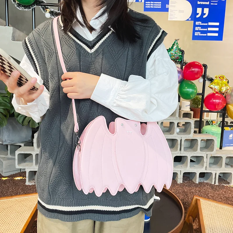 Foreign trade new European and American fashion dark punk style creative spoof funny bat animal pu crossbody bag