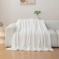 Couverture en flanelle rayée 1 pièce, couverture décorative de canapé douce, confortable et multifonctionnelle, disponible en plusieurs couleurs 3