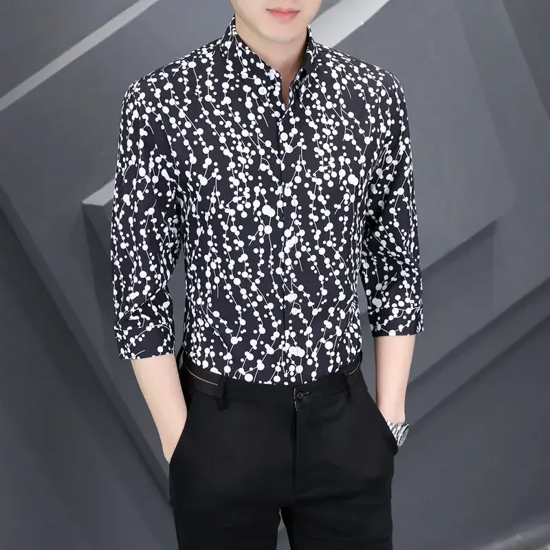 thumbnail image 1 of Camisas para hombre Camisa de rayas de manga media con lunares para hombre Camisa de algodón con botones Moda 2024 Asia con cuello Nuevo en Slim Fit Venta Marca barata, 1 of 5