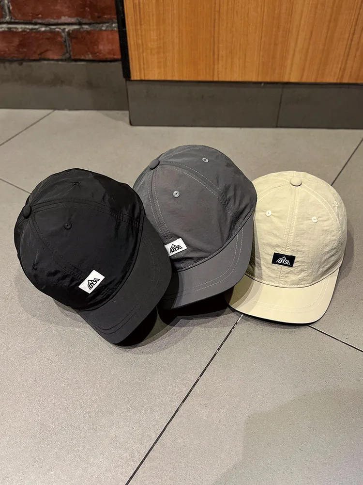 Рисунок 2 - Уличная шапка с коротким покрытием