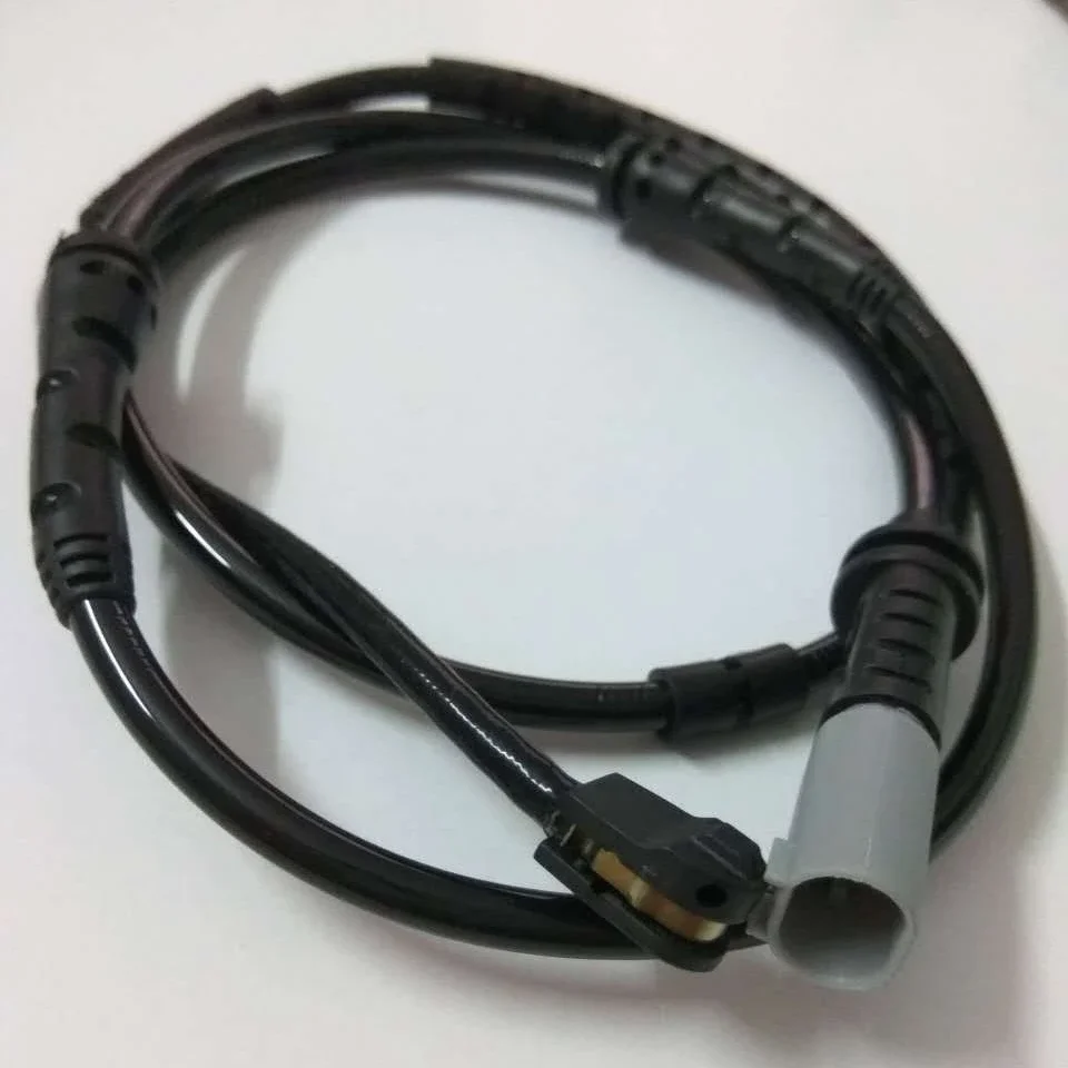 Front Brake Pad Wear Warning for BMW E87 E90 E82 E88 135i Car Accessories Braking Pad Sensing Line 34356794285