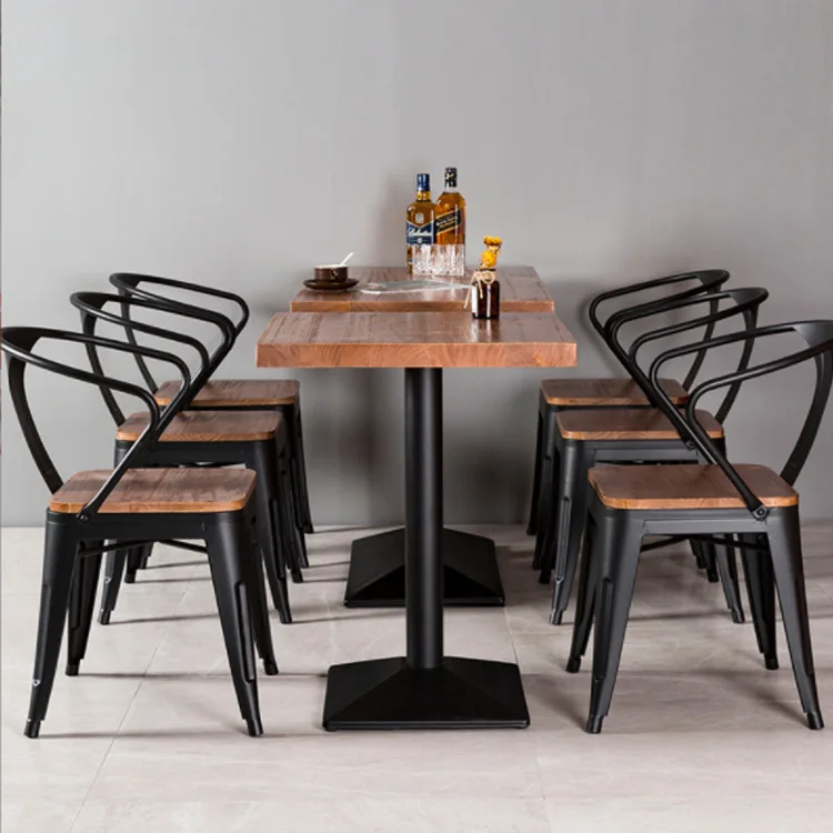 Рисунок 3 - Американский стол и стул из массива дерева