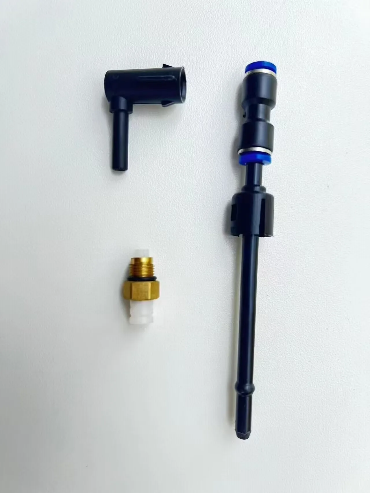 

For 2011-2017 Jeep Grand Cherokee Air reduction elbow (kit) with connection tube JWK2-A212-ADFU 82235899 68059905 68084809AA