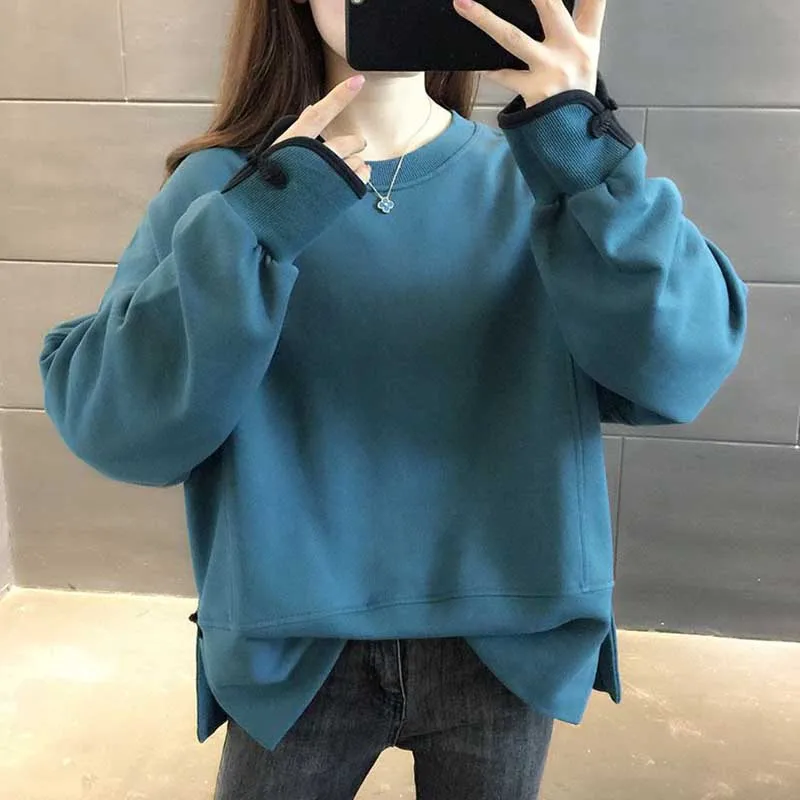 Fashion O-Neck Spliced Button Slit Casual Sweatshirts Female Clothing 2023 Winter Loose All-match Tops Korean Warm Sweatshirts