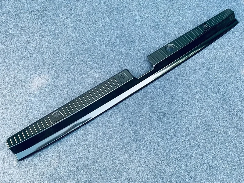 Stainless Steel Rear Bumper Protection Window Sill Outside Trunks Decorative Plate Pedal for Daihatsu ATRAI HIJET CARG