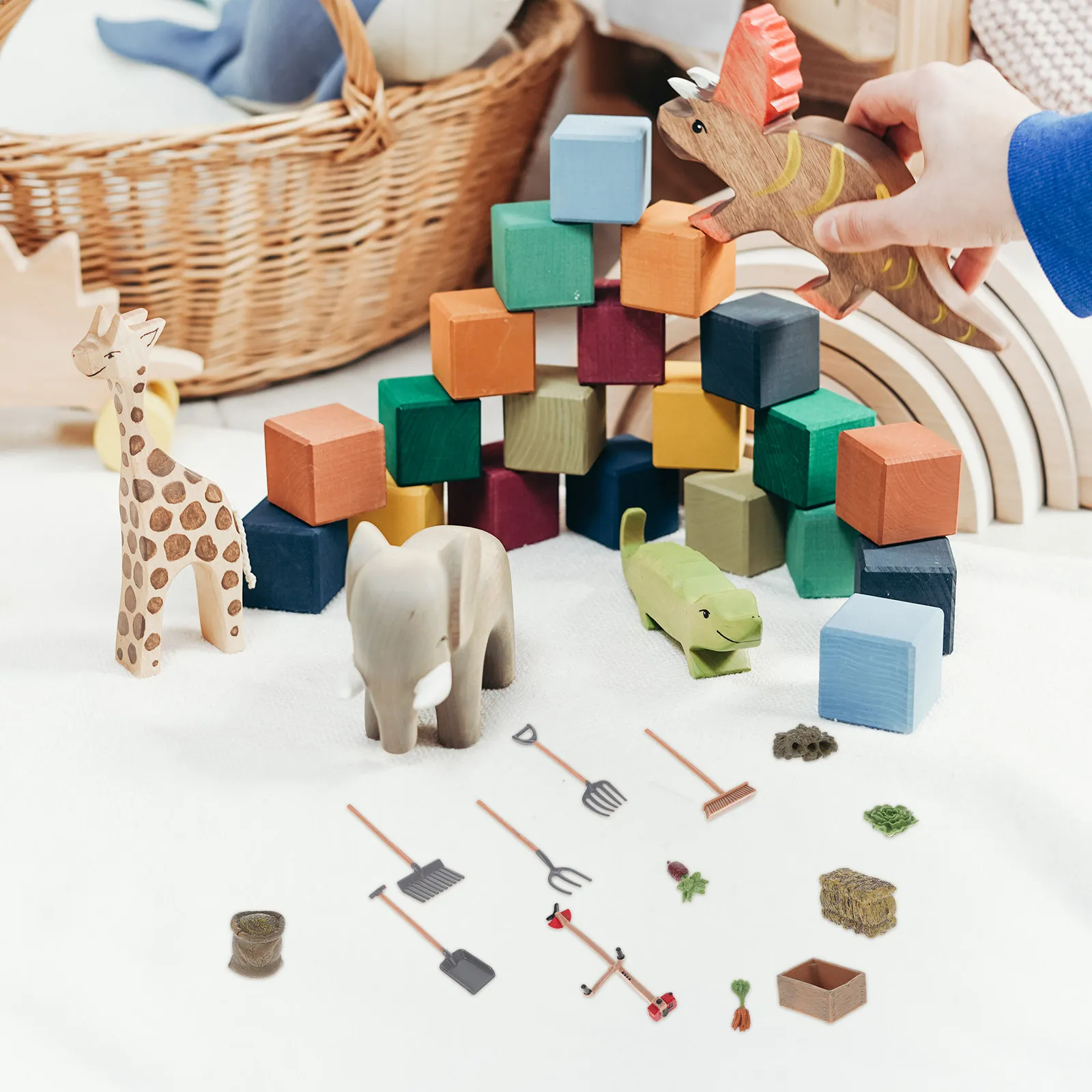 13Pcs 현실적인 미니 농장 도구 세트 마이크로 풍경을위한 실물 같은 플라스틱 원예 액세서리 DIY 어린이 학습 놀이 크리 에이 티브