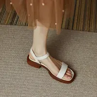 Sandales d'été à talons bas pour femmes, chaussures d'extérieur décontractées en cuir véritable pour le bureau, style concis, 2023 3