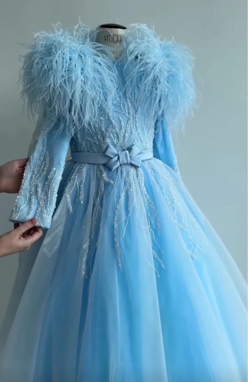 Рисунок 6 - Jill Wish роскошное платье для