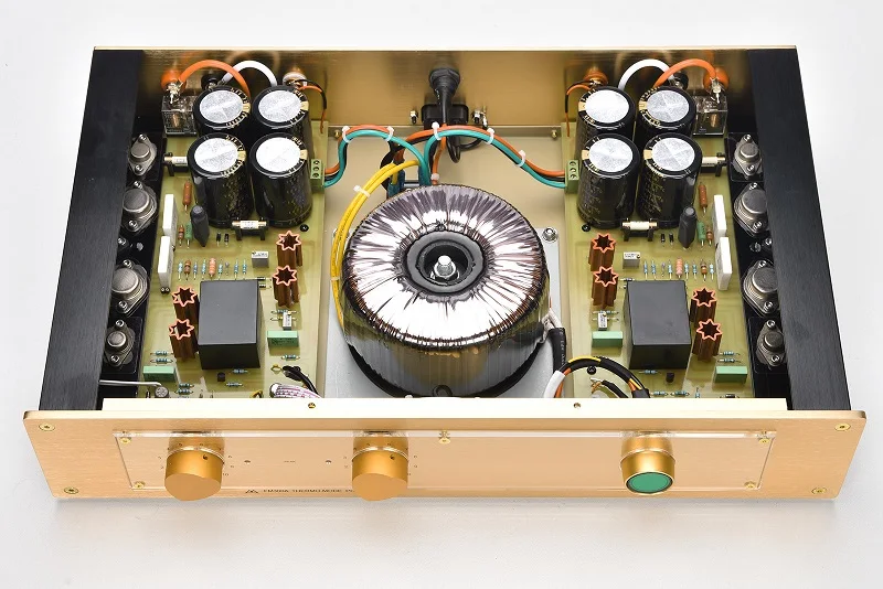

The Latest 1:1 clone FM300A Hi-Fi power amplifier 80W*2 4ohm/ 150W*2 8ohm SNR: 103dB about 99% Direct Cloning amp's Sound