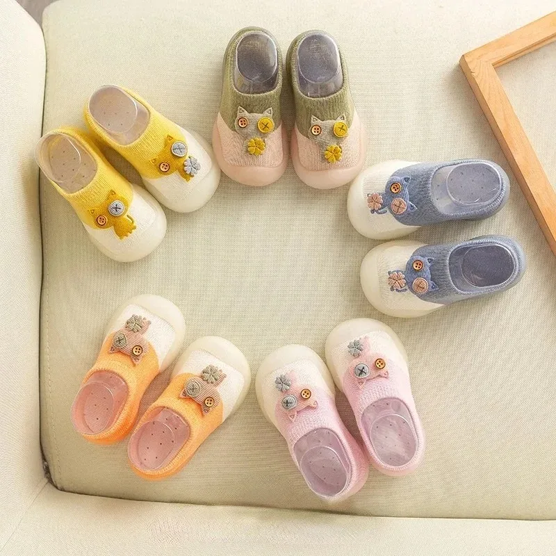 Baby Socks Shoes for Spring Autumn Cute Cat Style Cotton Floor Shoes Soft Anti-slip First Walkers 0-2 Years Baby Casual Shoes