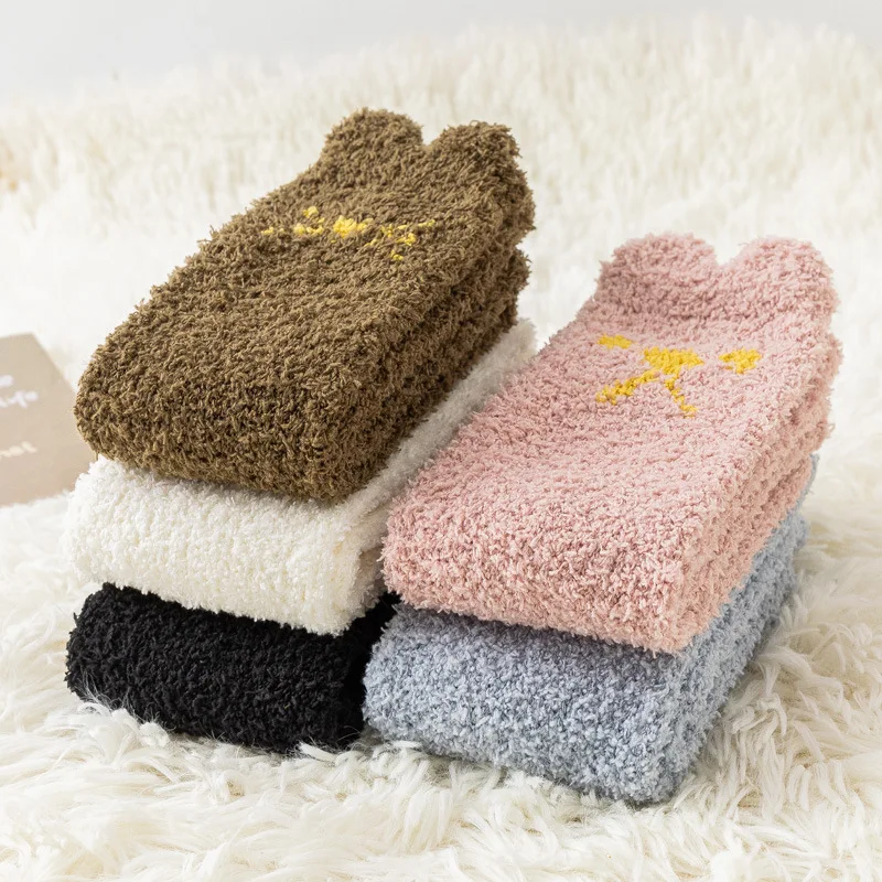 5 Pairs/Set Woman Comfortable and Warm Socks, Warm and Thick Winter Mid Tube Warm Socks, Sleeping Socks, Fashionable Patterns