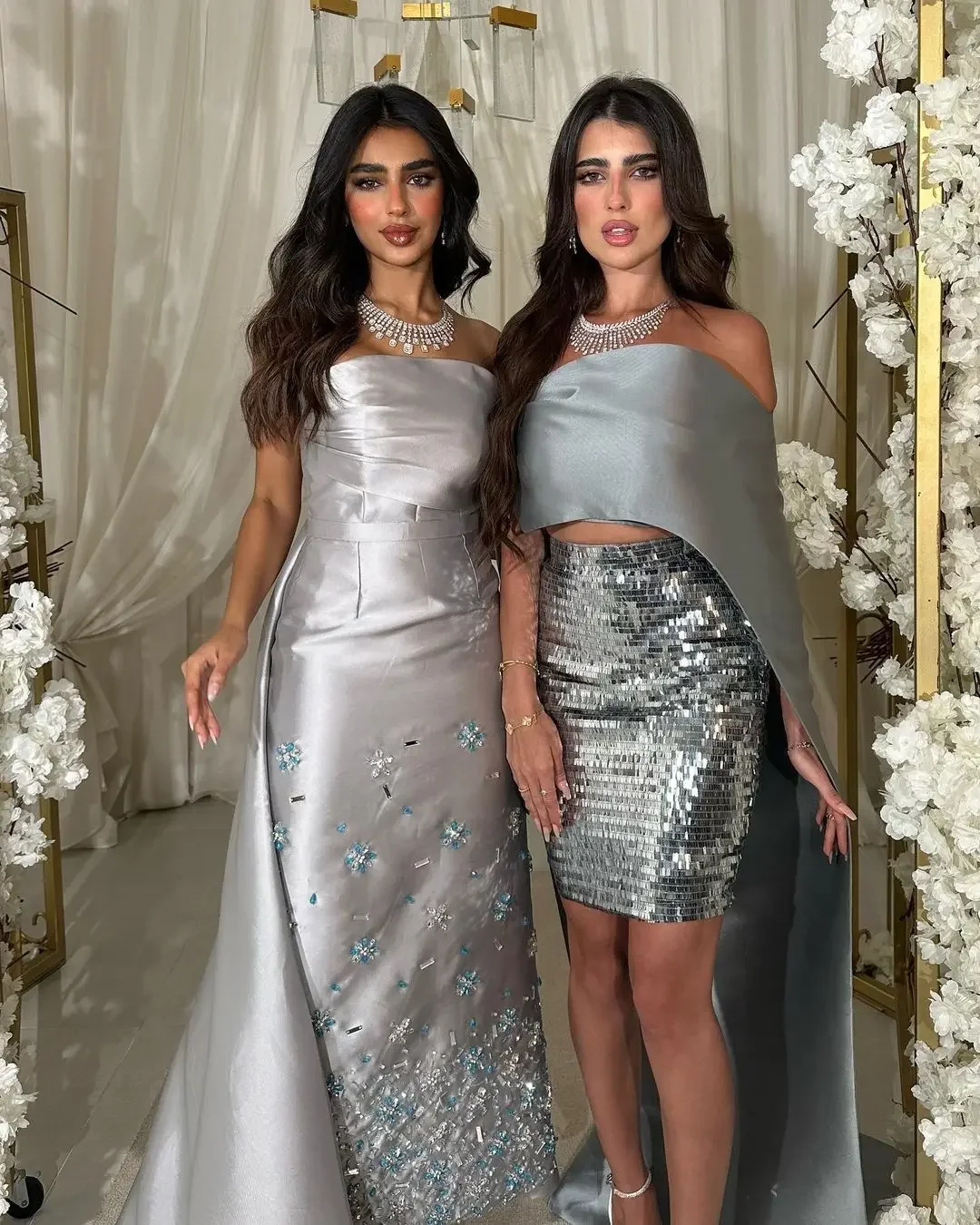 

Glitter Sequin Prom Dresses Tulle Formal Party Gowns Side High Slit Sleeveless Luxury Off Shoulder Evening Dresses Gala
