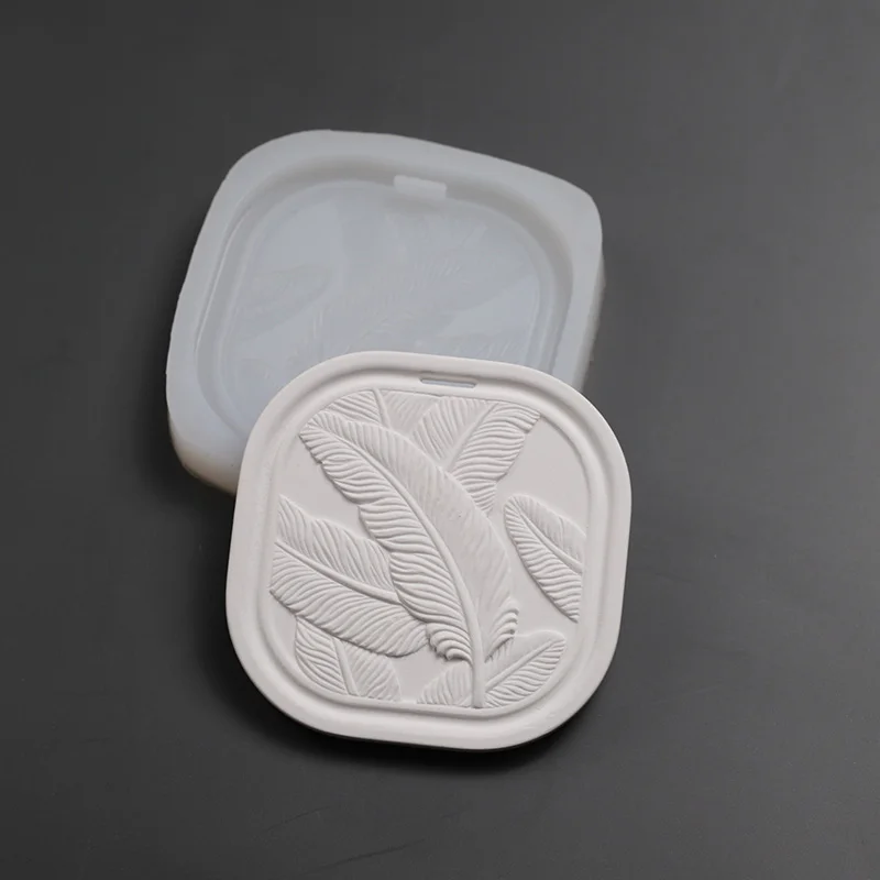 

DIY Leaf Aroma Wax Pendant Silicone Mold Aromatherapy Flower Gypsum Plaster Crafts Silicon Molds For Car Decoration