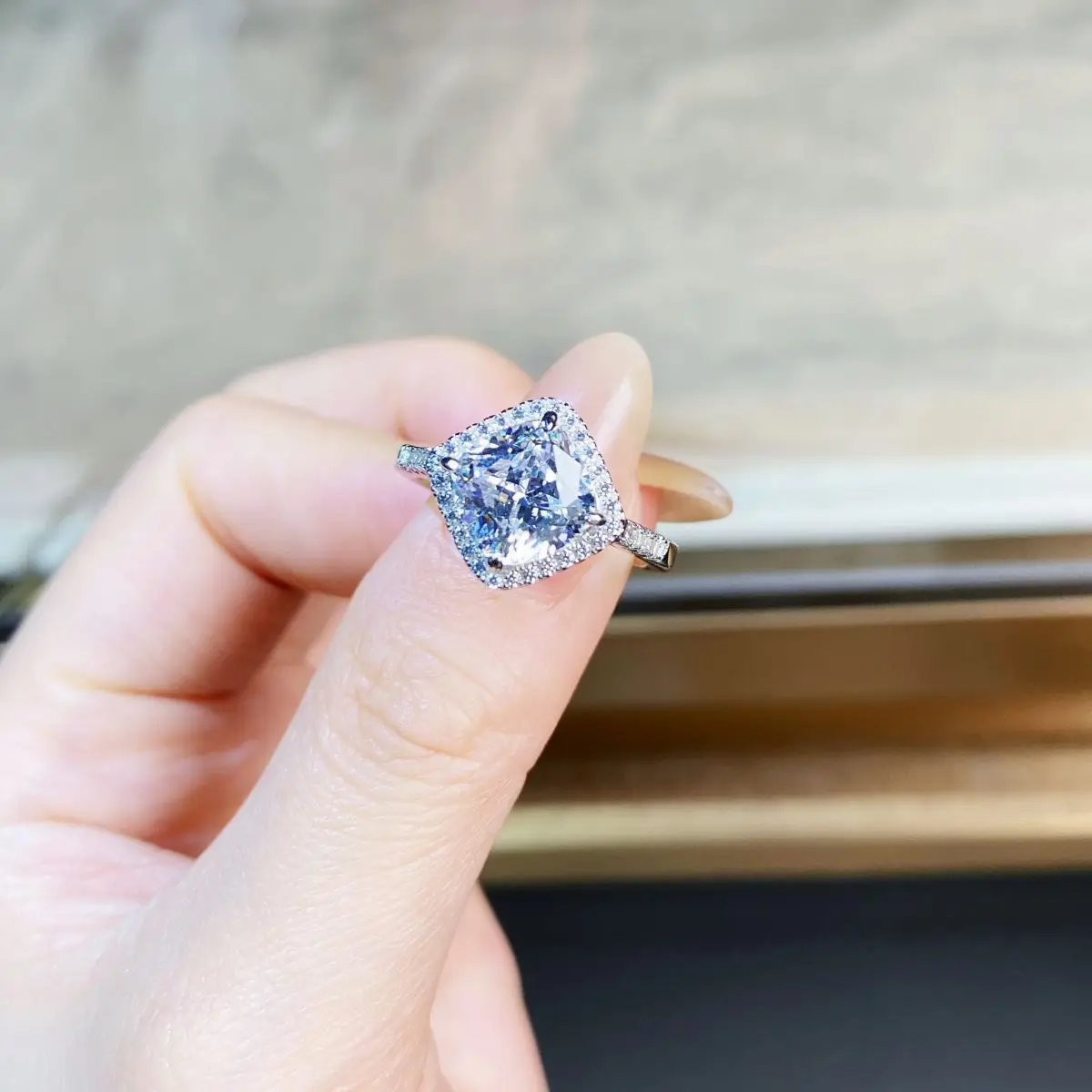 

S925 Серебряное обручальное кольцо, роскошная модная квадратная упаковка, женское ювелирное изделие