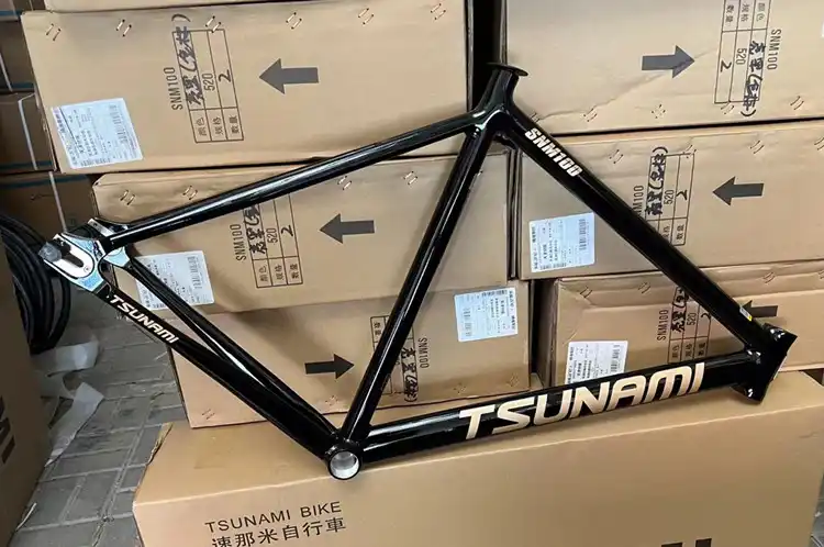 TSUNAMI snm100 新品未使用(ハンドルステム付き) TSUNAMI Fixie Bike- SNM100 complete bike - $639 only !!!!