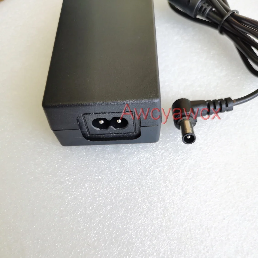 Versatile 60W AC/DC Power Adaptor