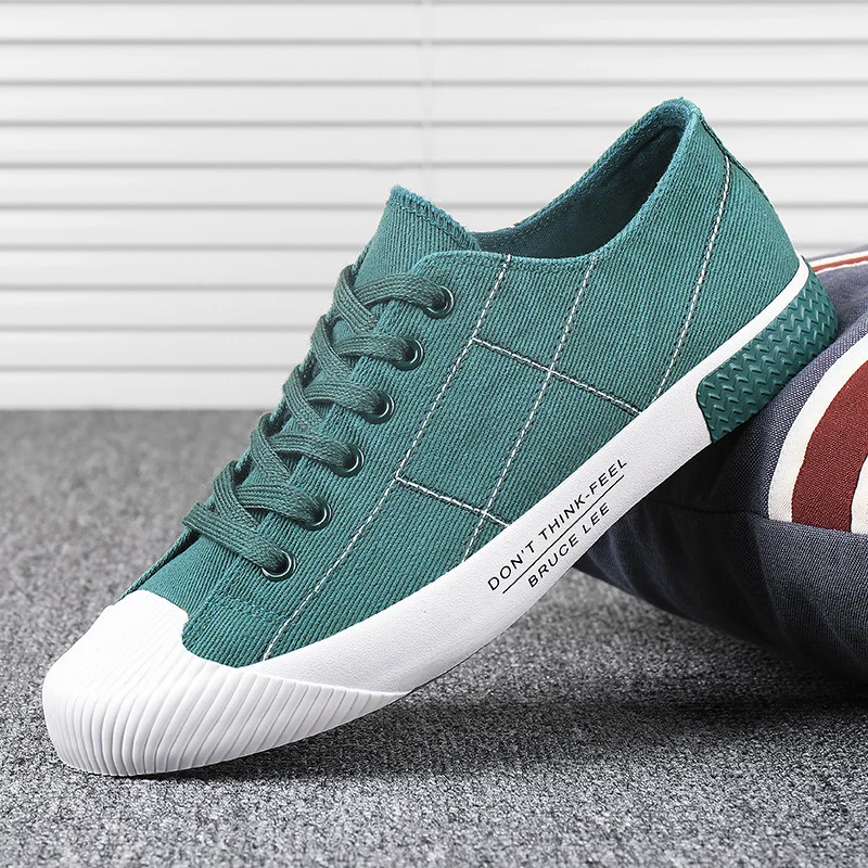 New Men's Low-cut Canvas Shoes Students Joker Lace-up Casual Shoe. 2