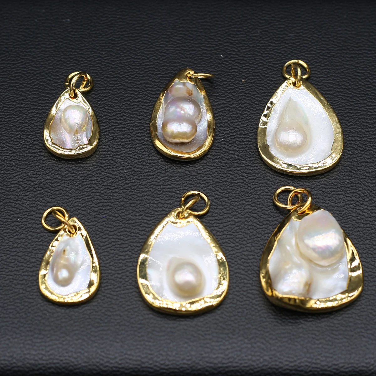 

Natural Shell WaterDrop Irregular Pearl Gold Plated Pendant CraftDIY Jewelry Making Necklace Earring Accessorie Gift Party Decor
