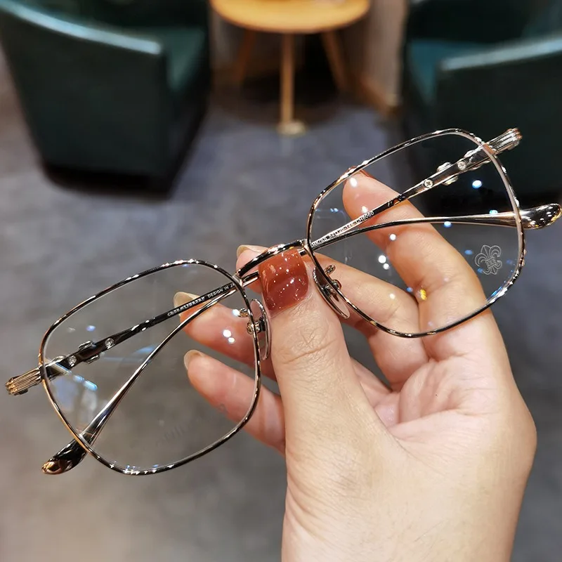 Gold/Silver Large Frame Presbyopia Glasses Resin Lenses Blue Light Resistant Reading Glasses Wholesale of Unisex Products 3