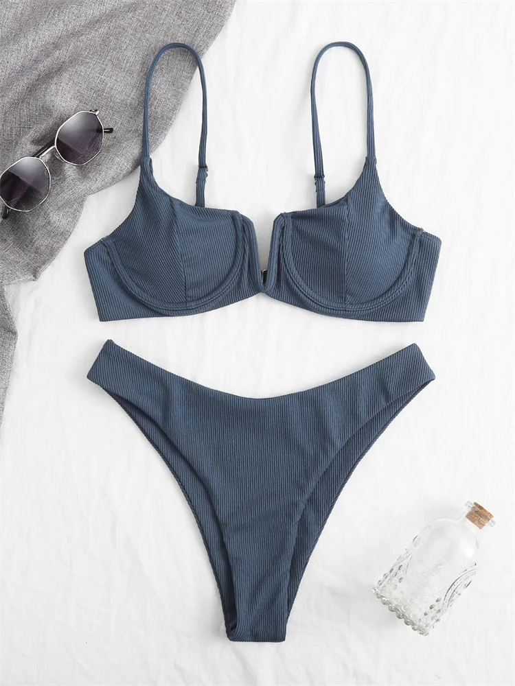 Рисунок 5 - Бикини пуш-ап, стринги