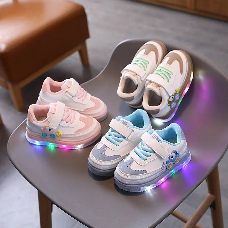 Funny LED Shoes for Children 0-3 Yrs Childhood Baby Boy Flat Shoes Luminous Sole Children Sneaker New Toddler Girls Shoes H06204 1