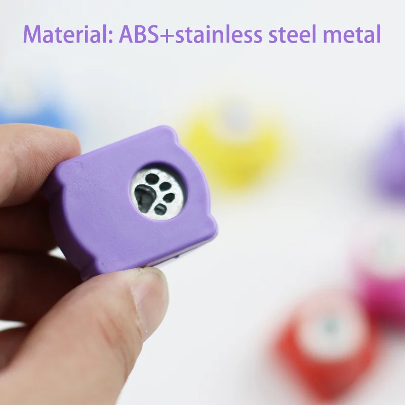 Embossing Maker 6pcs/set Mini Embossing Punches (Random colors)DIY Scrapbooking Machine Portable Embossing Tool Various Patterns