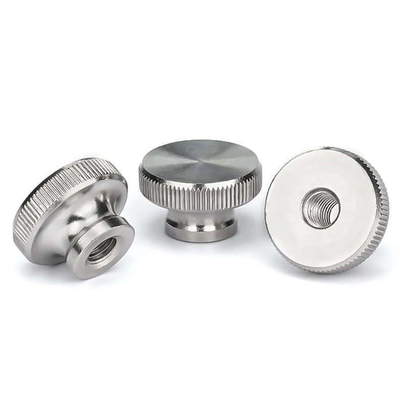 Écrous Moletés M4 – Lot De 10 – Acier, Tête Plate, Trou Traversant – D8 X H6 Mm