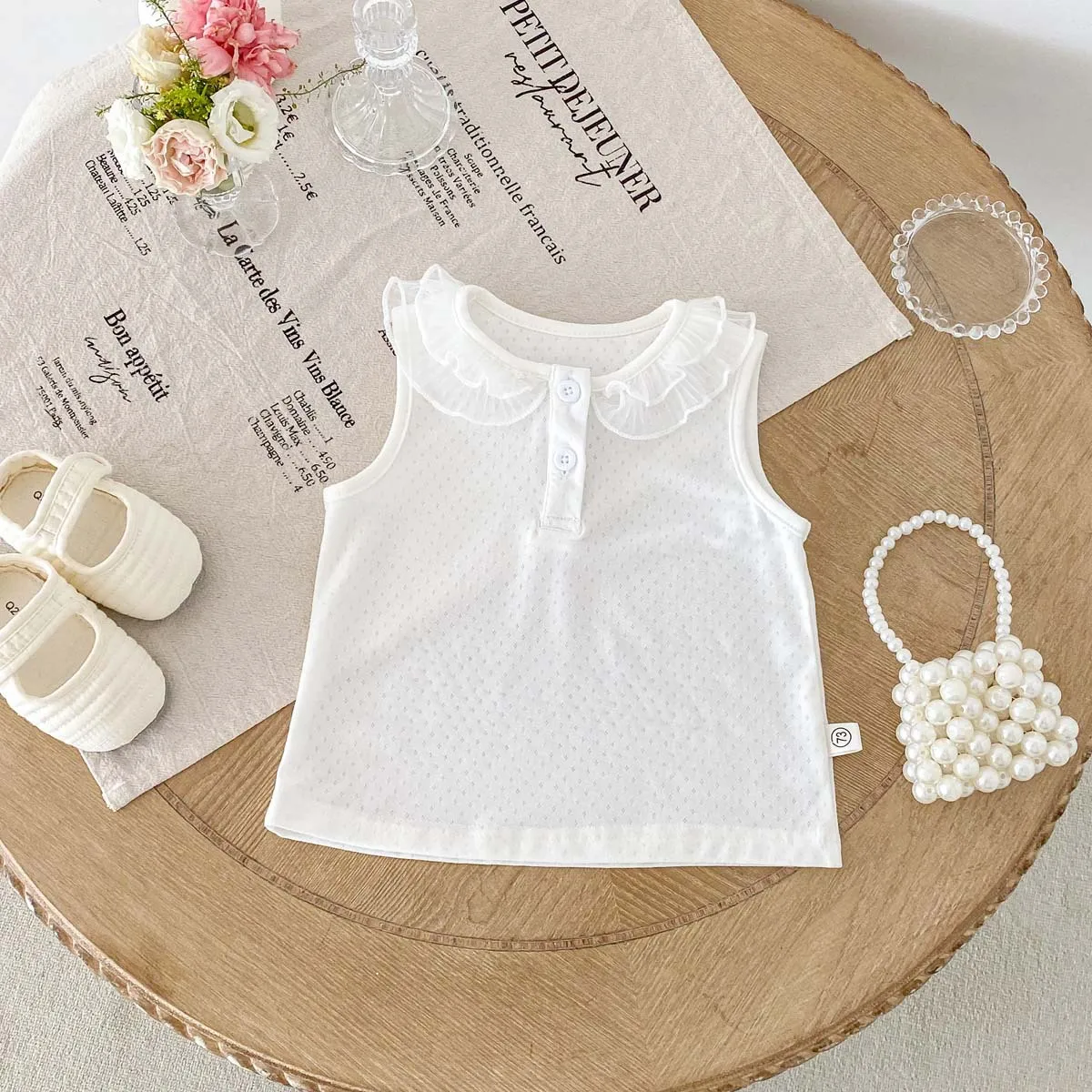 Description Picture 3 of itemGirl's Sleeveless Vest Top for Summer 2025, New Style with Air Mesh and Lace Collar T-shirt for Infants and Young Children