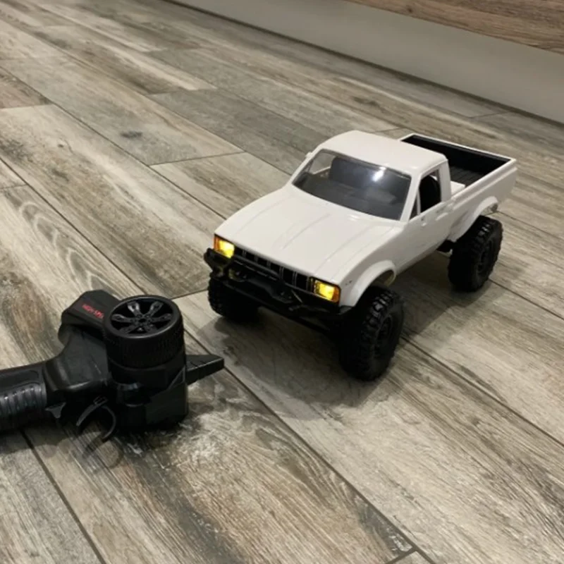 WPL 1:16 2.4G RC 자동차, C24 4WD 락 크롤러, 전기 등반 트럭, LED 조명 시뮬레이션 픽업 트럭, 등반 어린이 장난감 선물