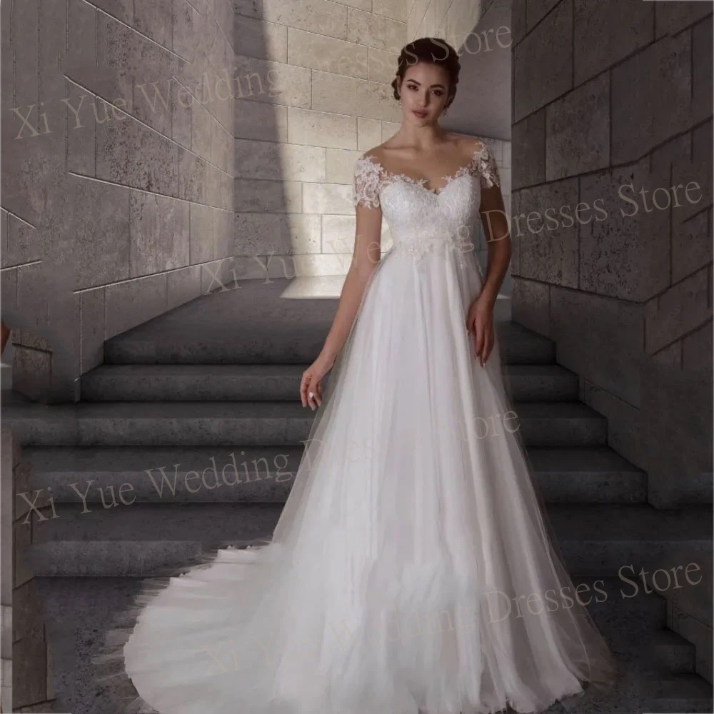 

New Modern Short Sleeve Wedding Dresses V Neck A Line Lace Appliques Bride Gowns Tulle Illusion Vestido Elegante Feminino Luxo