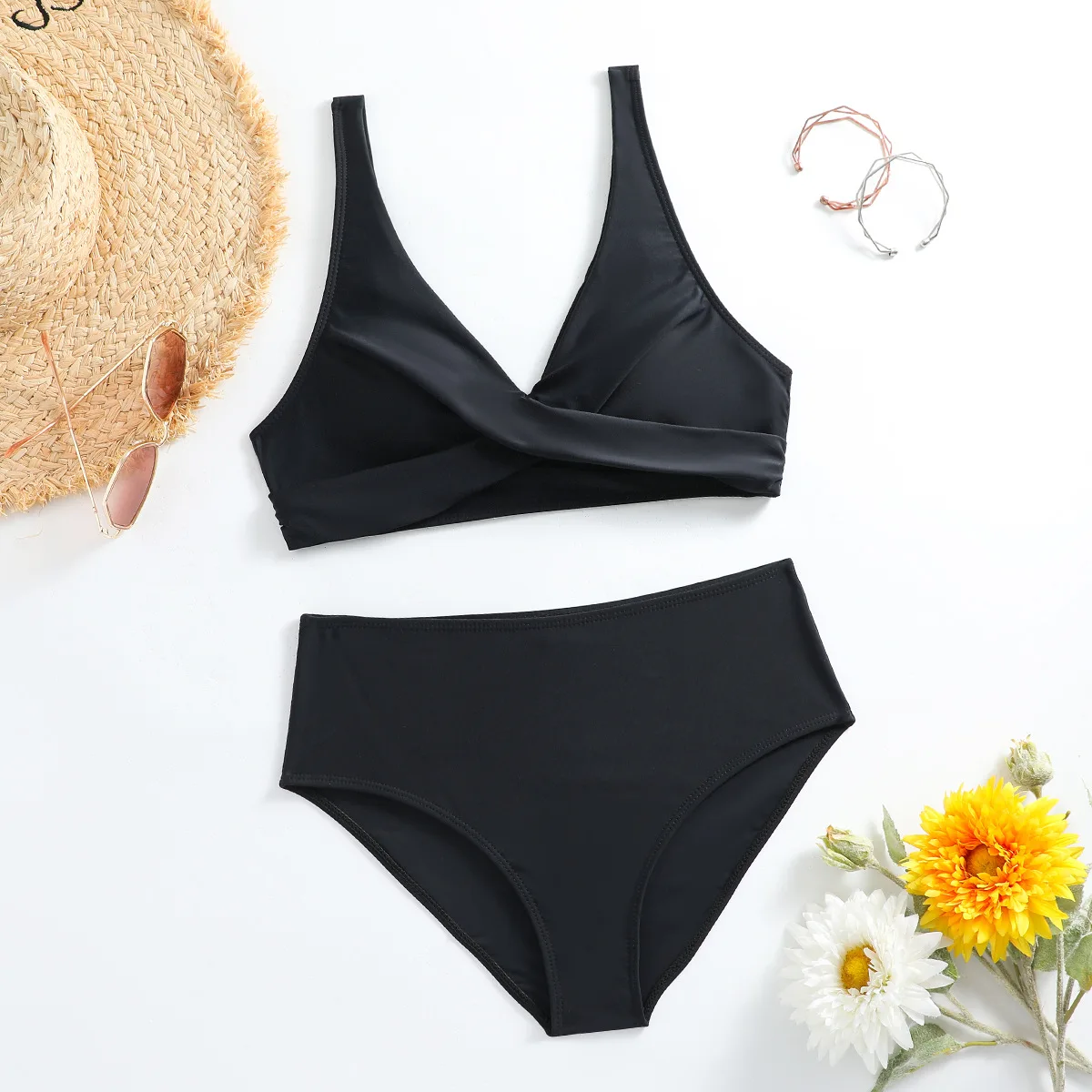 

Женский раздельный купальник с чашками пуш-ап и высокой талией