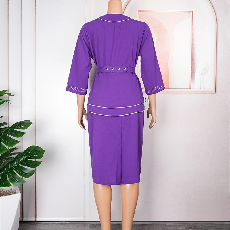 Рисунок 4 - Женское платье с V-образным вырезом