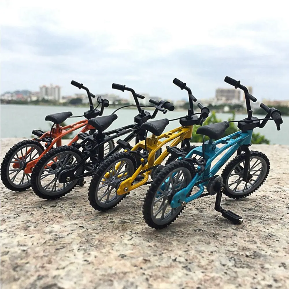 

8 Styles Kids Gift Toys Dollhouse Mixed Style Outdoor Sports Toy Plastic Bike Doll Accessories Doll Bicycle