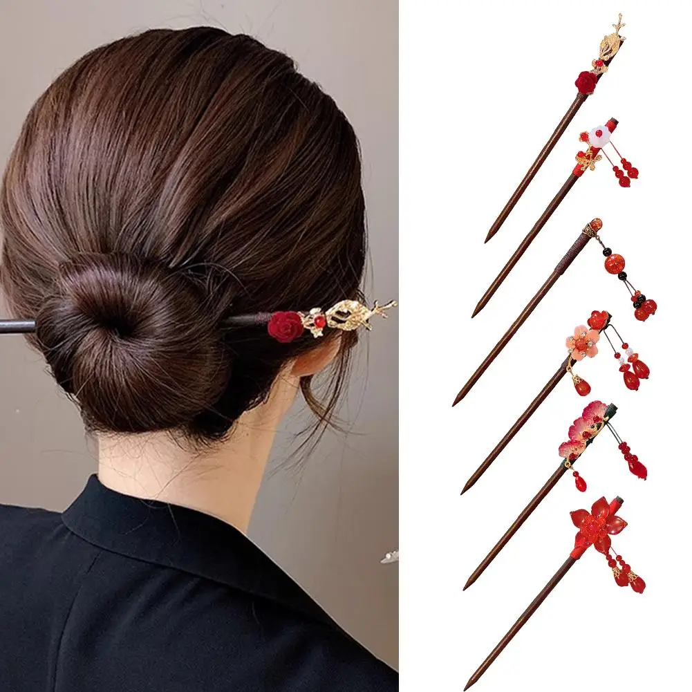 

1pcs New Chinese Style Retro Hairpin Tassel Step Shake Hair Hair Women Hanfu Ancient Elegant Exquisite Sticks Girl Accessor E7F1