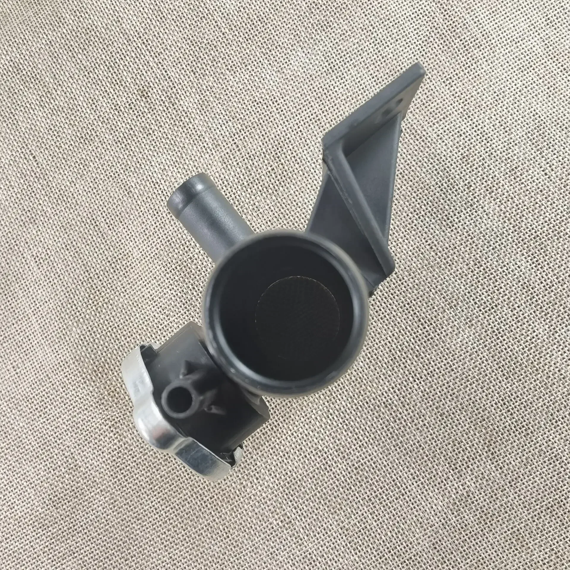 Radiator Coolant Filler Neck with Cap for Lancer Outlander Sport radiator coolant filler neck