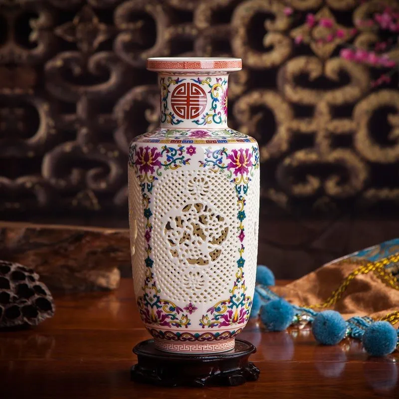 Jingdezhen Ceramic Hollow Design Vase Antique Decor Vase Creative Home Living Room Decoration Handicrafts Decor Ornament ZF246 2