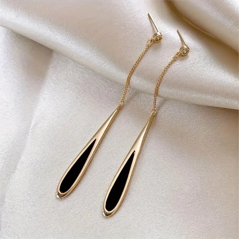 Simple Fashion Black Tassel Waterdrop Earrings for Women Vintage Chic Design Hypoallergenic Steel Earrings Party Jewelry Gifts
