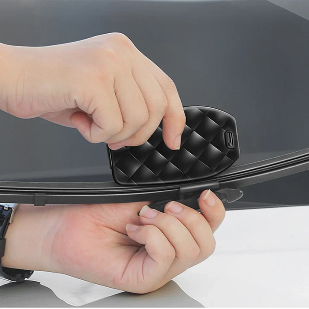 UniversalAutoWindshieldWiperBladeRefurbishRestorerWindscreenWipersRepairTool