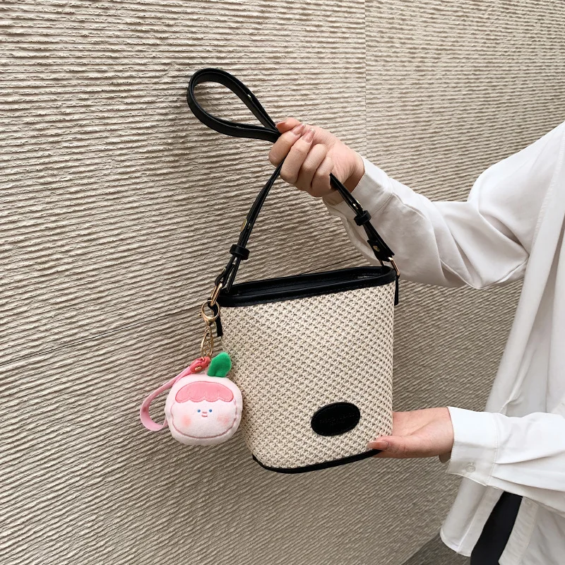 Bucket Bag Straw Woven Handbag Women Aesthetic Summer Fashion Contrast Color Trend Design Crossbody Bag Leisure Travel All-match