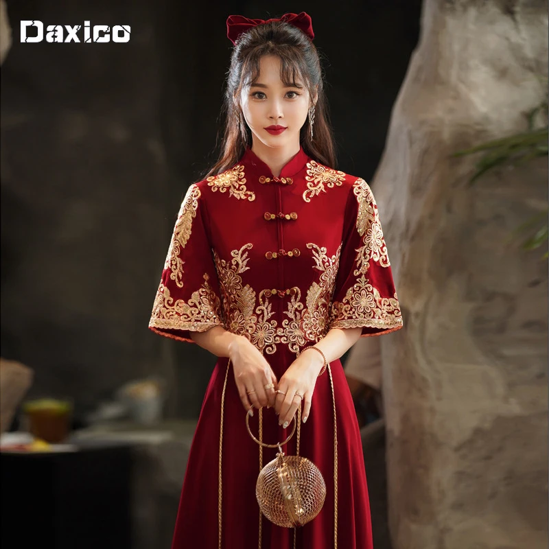 

Chinese Traditional Wedding Dress Wine Red Cheongsam Vintage Modern Women Bride Long Dresses Elegant Evening Party Gown Qipao