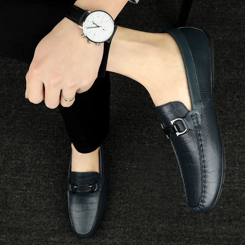 

Men Summer shoes slip on Mocassins High Quality 2022 genuine Leather loafers Slip-on casual shoes comfortable flats men shoes