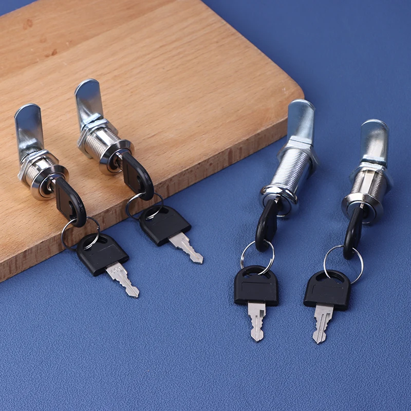 ชุดล็อคโลหะผสม 1 ชุด พร้อมกุญแจ 2 ดอก สำหรับล็อคเฟอร์นิเจอร์ ตู้ ล็อคประตูตู้ ล็อคตู้โต๊ะ สำหรับบ้านและสำนักงาน 1