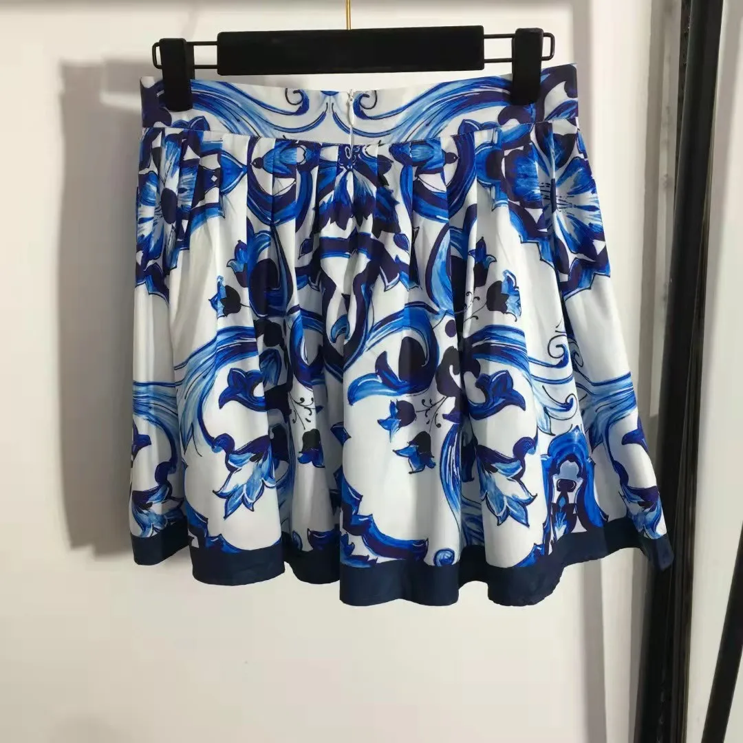 

2023 New fashion good quality beach style printed pleated safety pants lined with short skirt