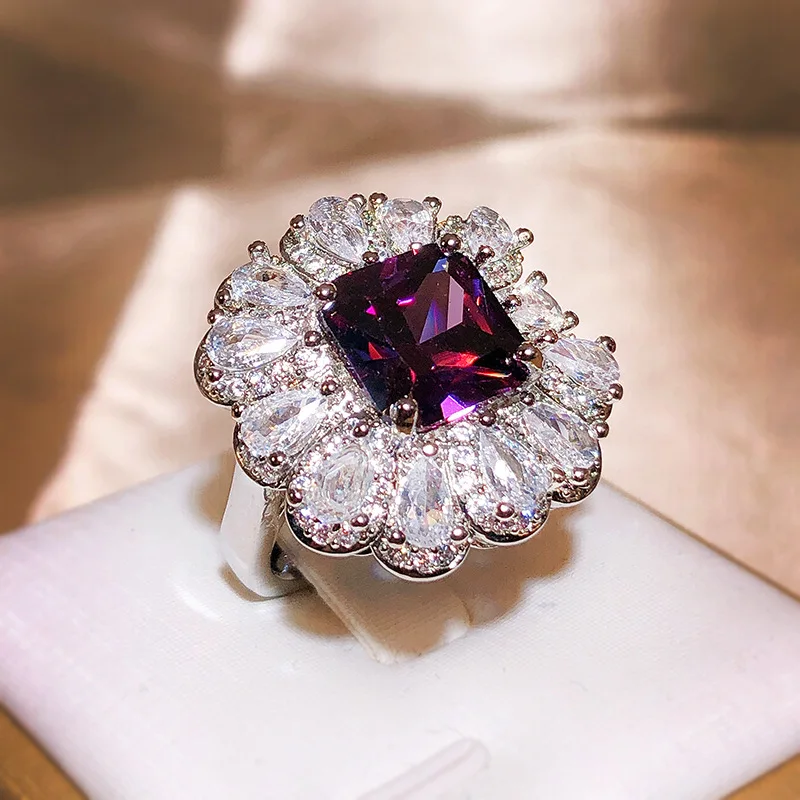 Anello Elegante ncastonato Con Petra Prezosa Acquosa Vola Smbolo