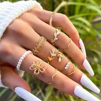 10pcs/Set New Fashion Leaf Imitation Flower Pearl Petal Wave Twist Simple Metal Hollow Ring Suitable For Women's Daily Wear 1
