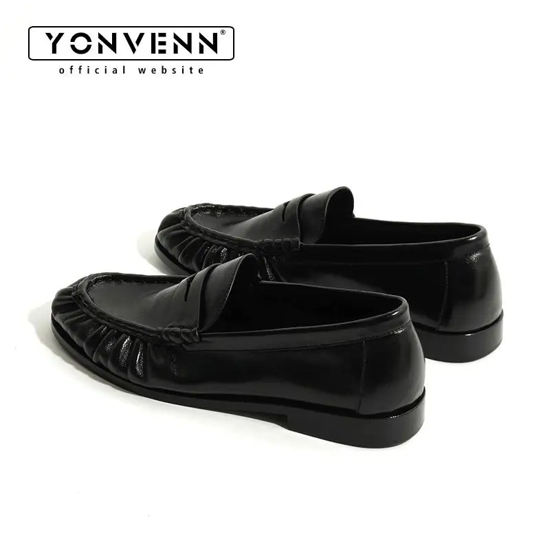 New Retro Loafers for Men Featuring Classic and Pleated Design Suitable for Work and Commuting with Slip-in Dress Leather Shoes - 3