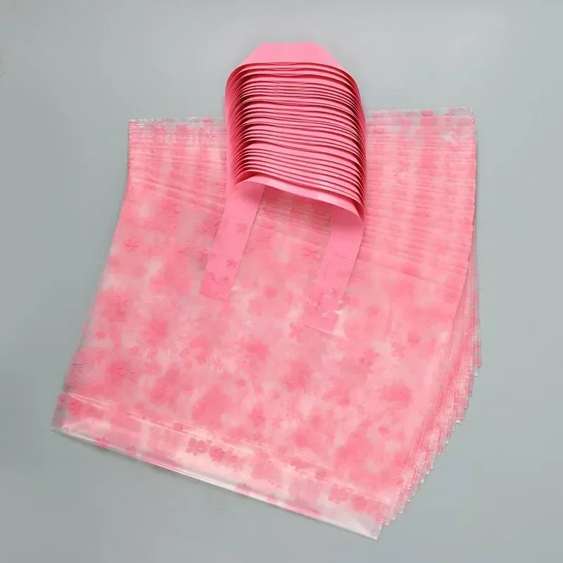 50pcs Clothing Store Shopping Bags Strawberry Pattern Cartoon Handheld Gift Children's Bag Plastic Packaging and Storage Pocket 2